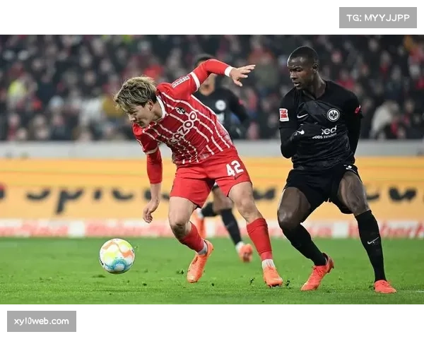 格里福点射梅开二度 帮助弗赖堡在本轮德甲取得平局